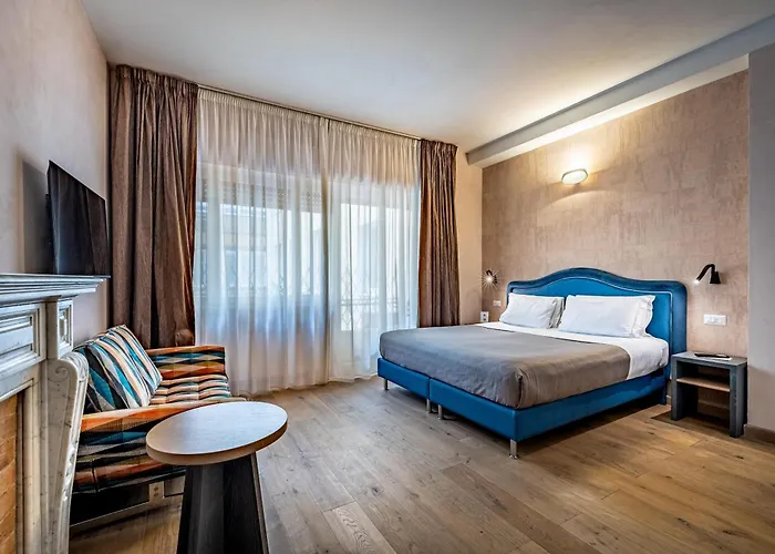 Florence Old Bridge B&B